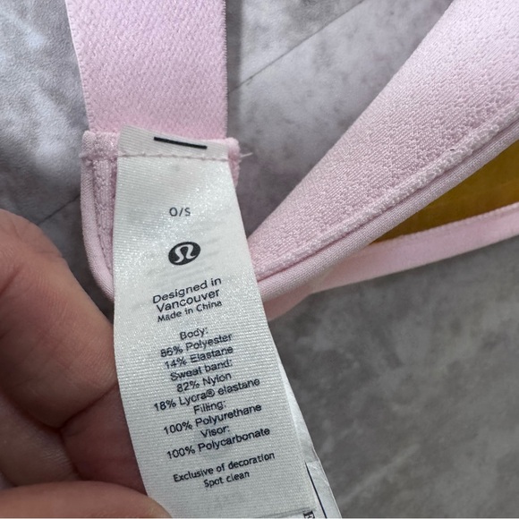 Lululemon Athletica Translucent Visor
Strawberry Milkshake / Orange OS - Picture 9 of 11